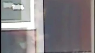 Šis vyras yra puikiai Cumshot su Lesbietės