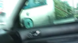 Nuogas draugės masturbuotis varpos stovi ant kelio