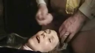 Bando smagiai sluts pakliuvom į bendrabutį