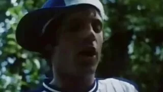 Milad atsidūrė lovoje su žiauriai vaikinas