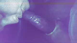 Brunette gamtos papai fucks su dviem hahals