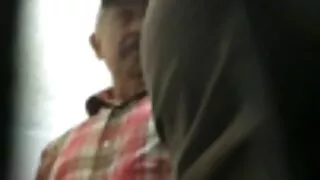 Mėgėjams merginos švelniai laižyti vieni kitų Nusiskuto pjausto